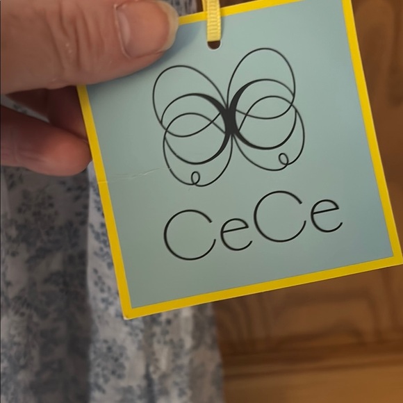 NWT CeCe White Flutter Sleeve Yoke Detail Dress lined - Picture 6 of 9